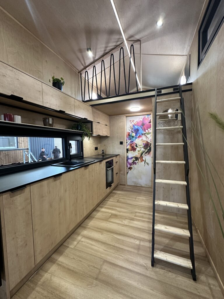 tiny house IMG 5455